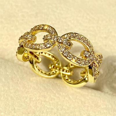 Huitan Gold Color Chain Ring for Women Paved Shining Cubic Zirconia Fashion Party Luxury Wedding Wearable Jewelry for Lady Gift