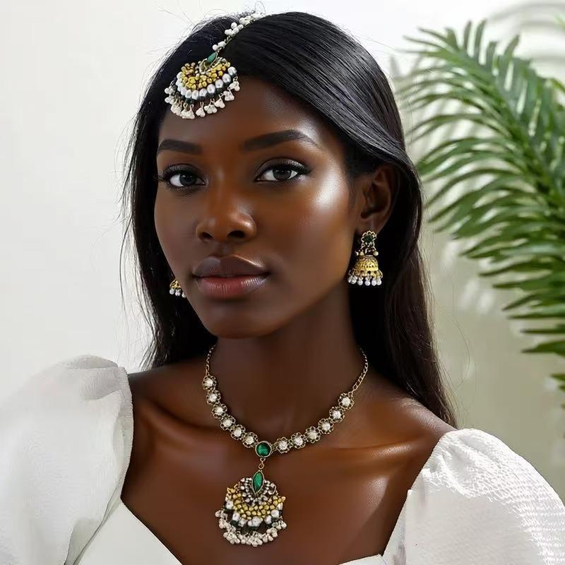 Middle Eastern Style Fan Shape Jewelry Set: Elegant Head Chain, Earrings, and Necklace for Women