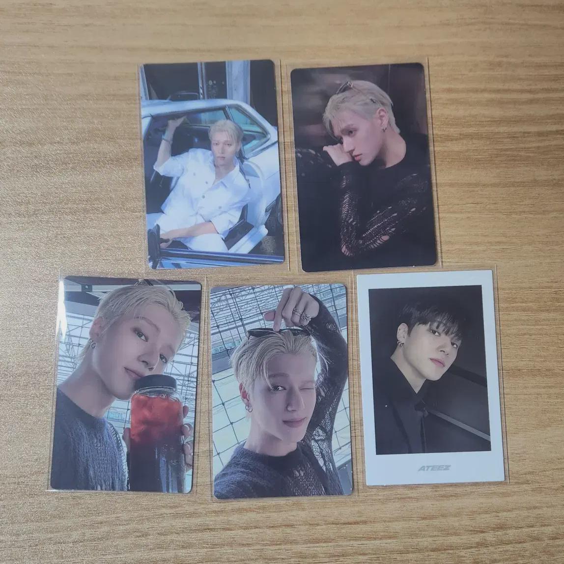 

ATEEZ Уён Альбом Фотокарточка Альпо Пока