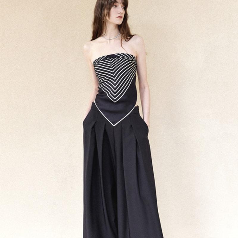 Mare di mari Stripe Centred Monogram Silk Scarf Black