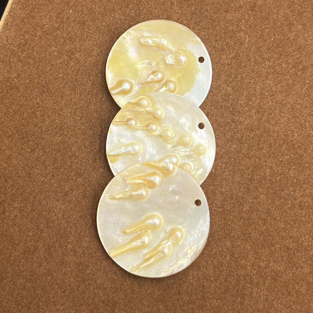 3Pcs, Natural Shell Mother of Pearl Beads with Holes, Boho Handcrafted Round Loose Beads, 40mm, for DIY Necklace Accessories, Jewellery Making Crafts