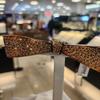 Atria Crystal P Feminine Half-Body Ribbon Automatic Pin DONHPKK0001BEF