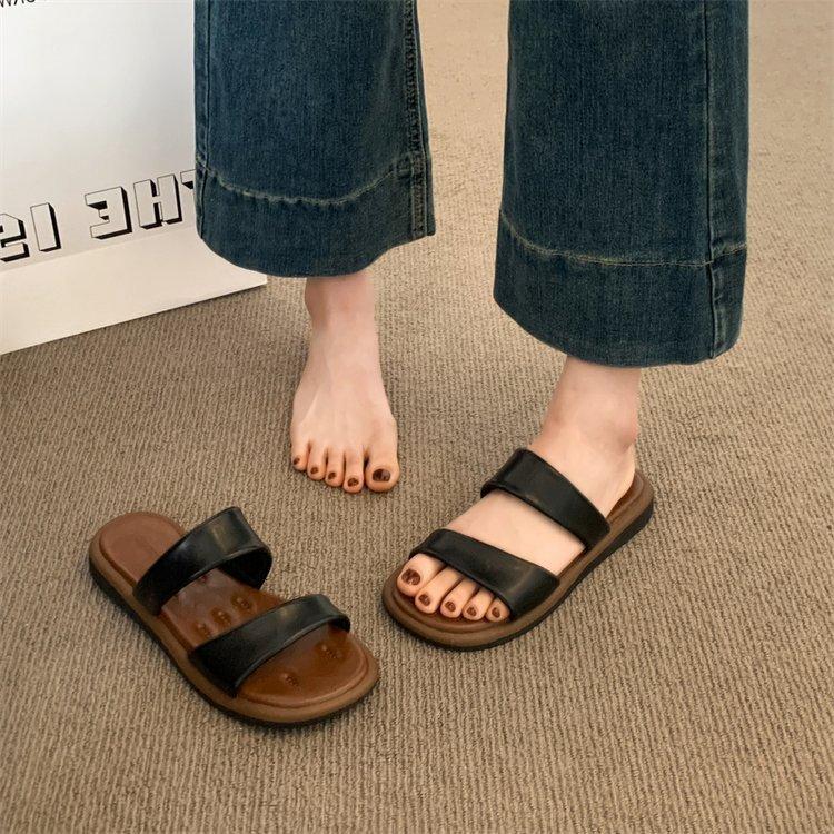 2025 New Fashion Slippers Women's Summer Wear Soft-soled Beach Shoes Step On Shit Feeling One-word Drag Beach Cool Slippers