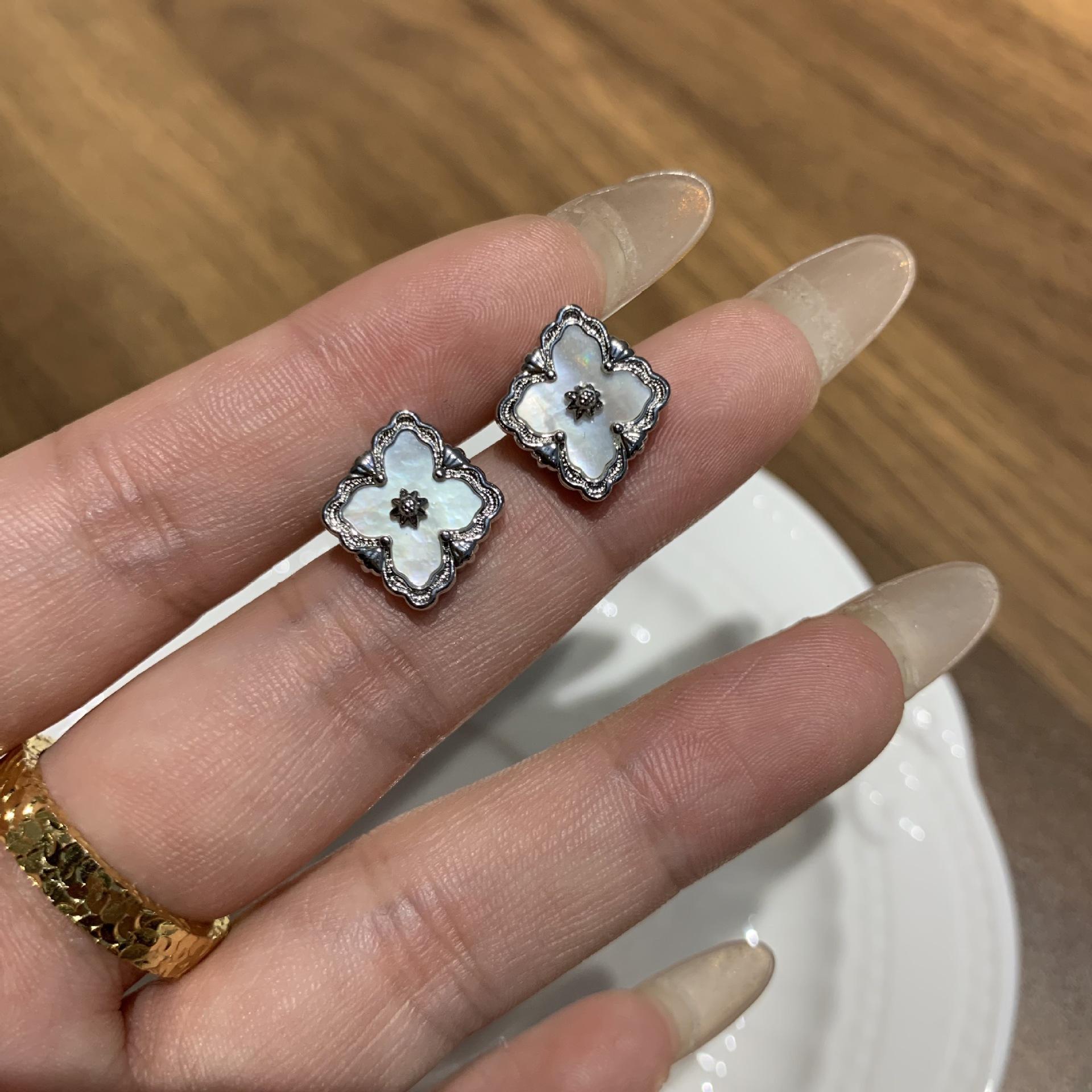 2026 Mini Small Natural White Fritillary Four-leaf Clover Stud Earrings Retro Court Style Earrings