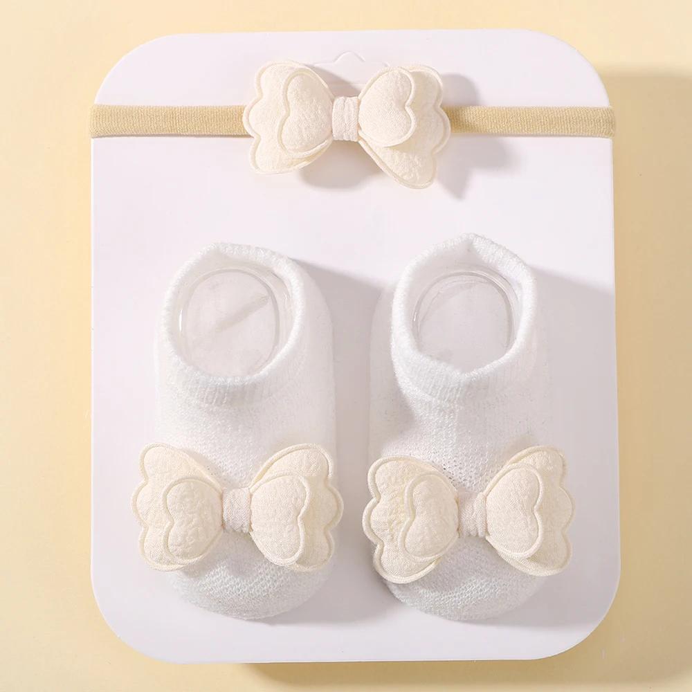 

2 пары милых детских носков с бантами, свежие конфетные цвета, дышащие короткие носки со сладкой цветочной повязкой на голову, эластичная повязка для волос для новорожденных