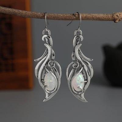 Ladies' Retro Fashion Earrings