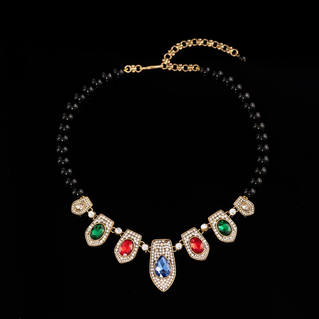 Direktlieferung Mittelalterlicher Vintage Schmuck Nischen Design Französische Retro Schlüsselbein Kette Halskette Halskette Neu