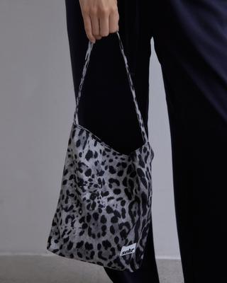 Sehr Leopard Bucket Bag (Darkgrey)