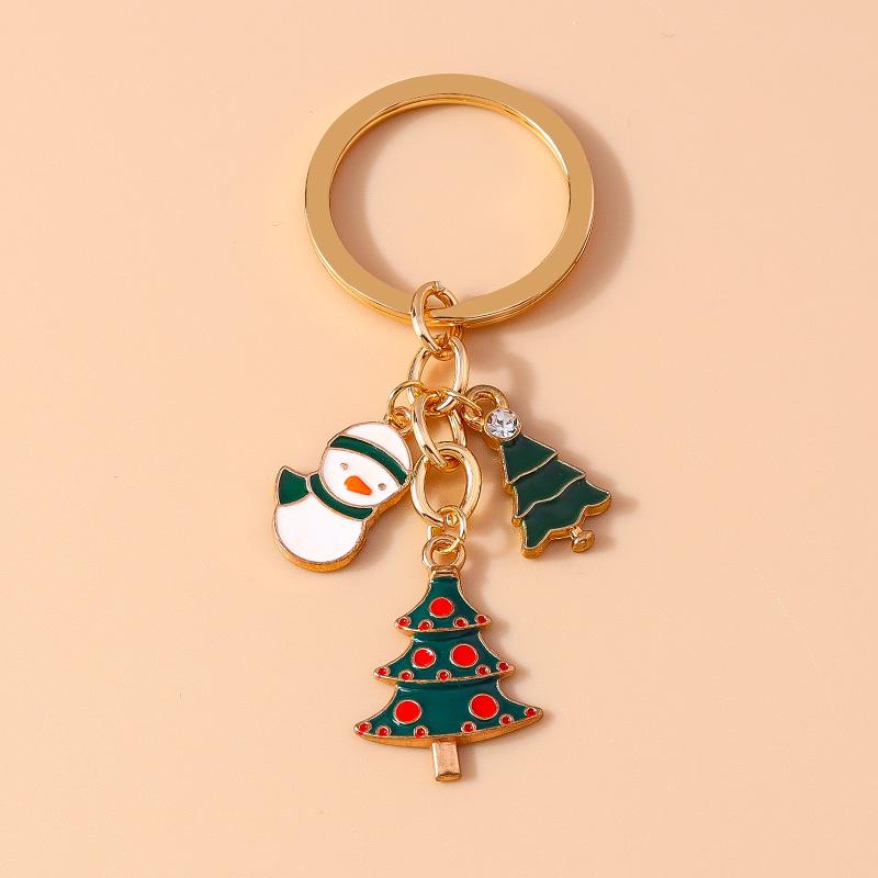New Enamel Christmas Keychain Snowman Santa Claus Key Rings for Car Key Holder Women Girl's Handbag Pendants Jewelry Gifts