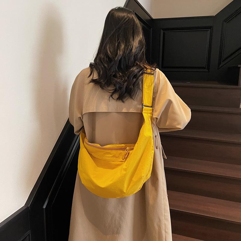 Canvas Bag Female Lazy Wind Crossbody Large Capacity Sports Shoulder Large Bag Oversized Dumpling Cloud Armpit Bag