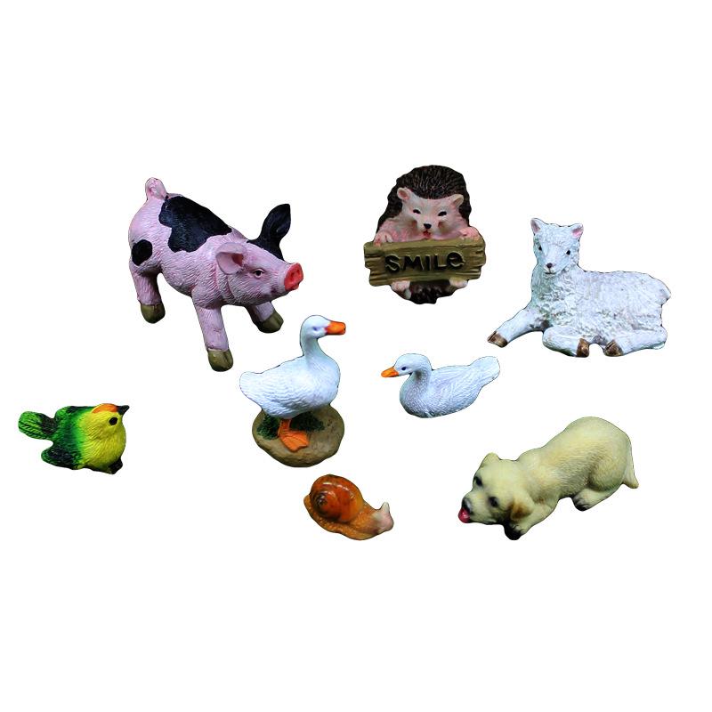"Micro Landscape Animal Ornaments: Pigs, Sheep, Dogs, Ducks, Hedgehogs, Snails - Garden and Succulent Decorations"