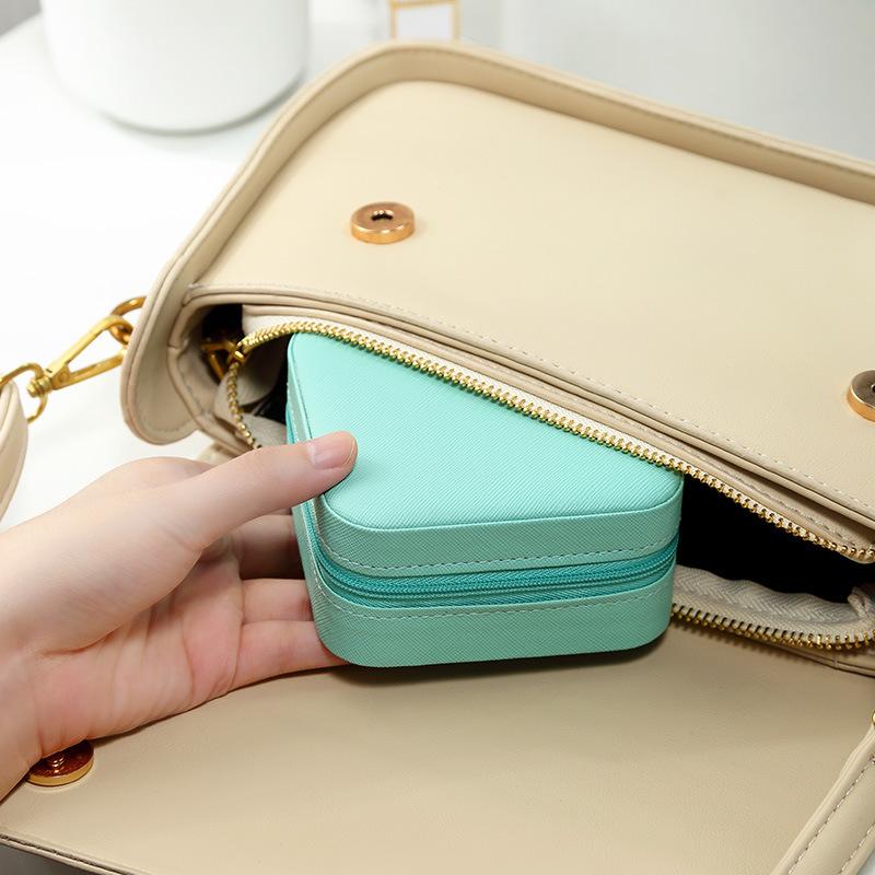 Travel Jewelry Organizer Box Rings Earrings Necklaces Bracelets Organizer Storage Box Jewelry Display for Bedroom Vanity Dresser