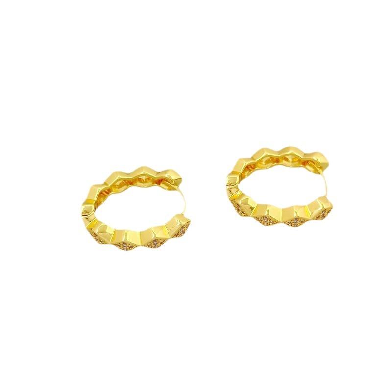 Manufacturer'S Supply French Cold Wind Earrings Niche Design Rhombus U-Shaped Earrings Temperament Earrings Spot