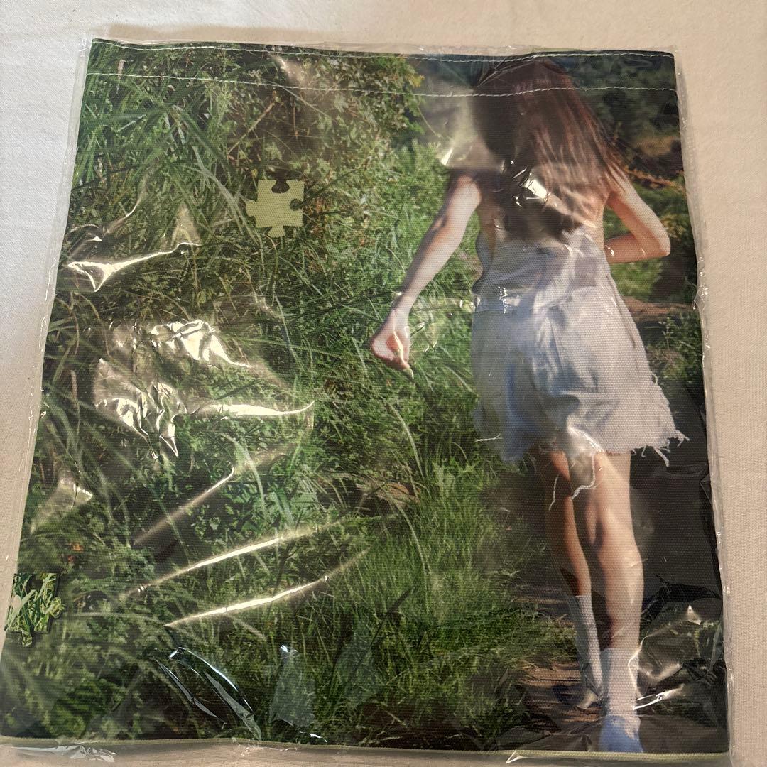 

[USED] Jenny Photo Exhibition Tote Bag Green