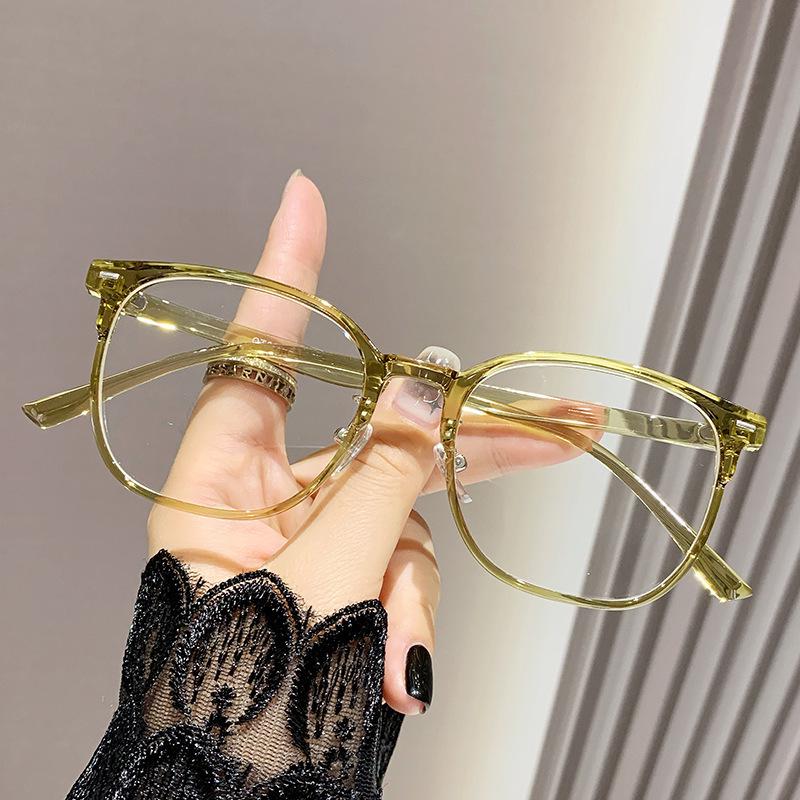 Ultralight Anti-Blue Light Reading Glasses – Stylish for Men & Women No Magnification