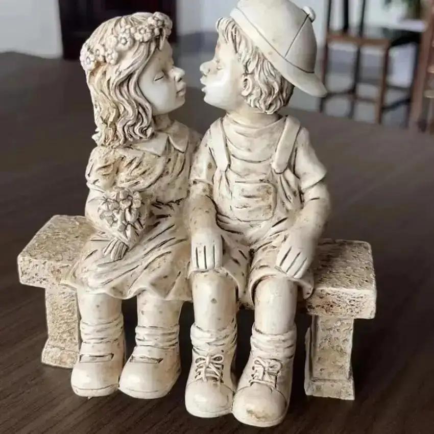 1 Pcs Endearing Sculpture Kids Sharing A Kiss On The Bench Living Room Decoration Fairy Garden Decorative Figurines