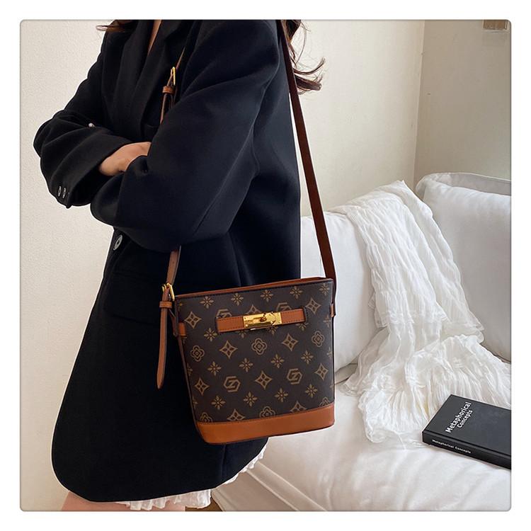 Light luxury printed bag women's premium bucket bag fashion portable texture messenger bag versatile single shoulder tide