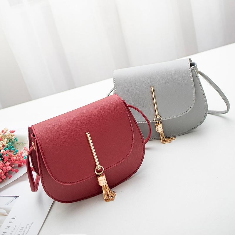 Fashion Tassel Crossbody Bags for Women Solid Color Leather Shoulder Bag Ladies Messenger Bag