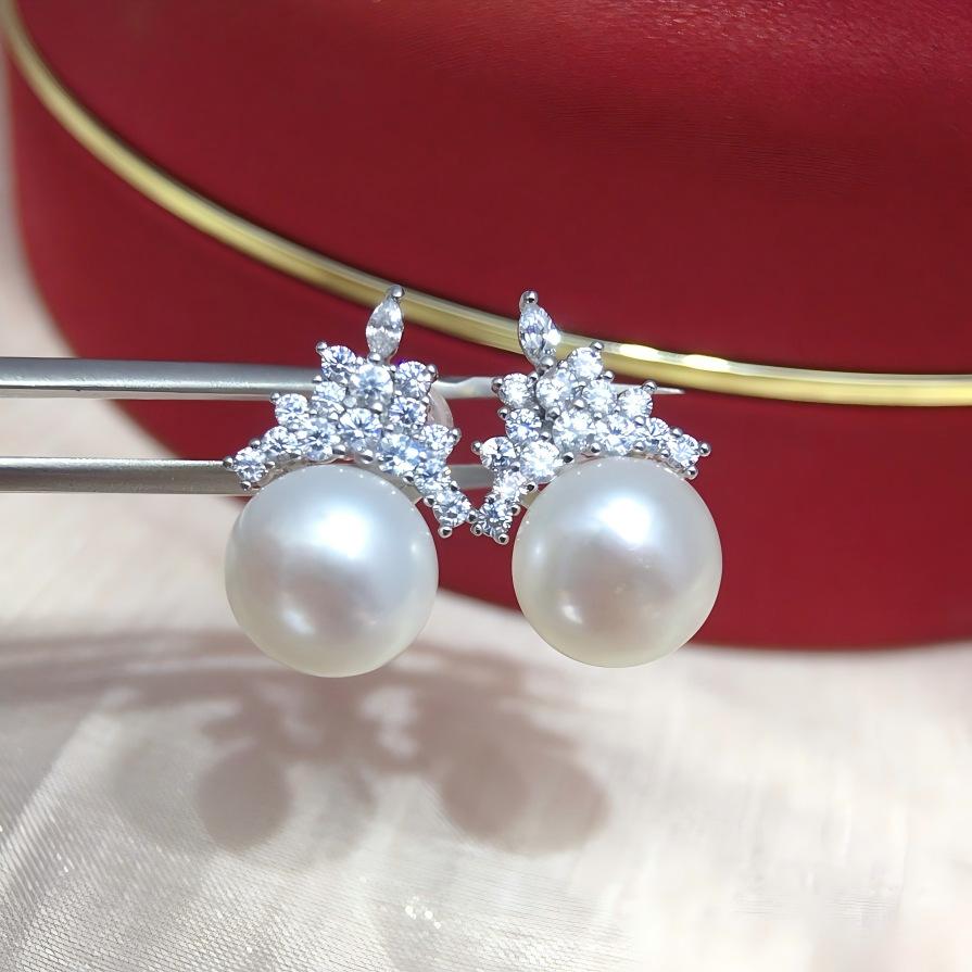 Ice and Snow Queen Natural Freshwater Pearl Earrings Fashionable Light Luxury High End Zircon Versatile Earrings