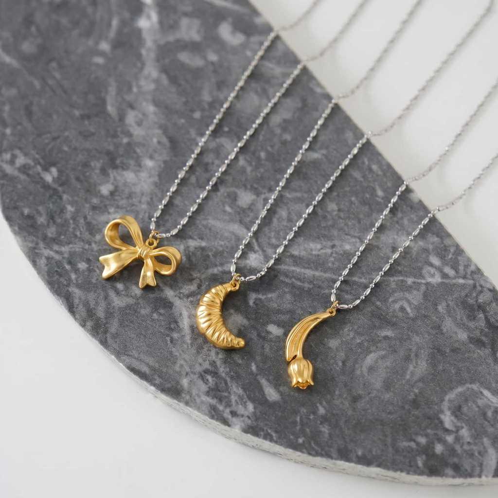 Geometric Style Pendant Necklace Featuring Butterfly Design And Gold Plating For Women