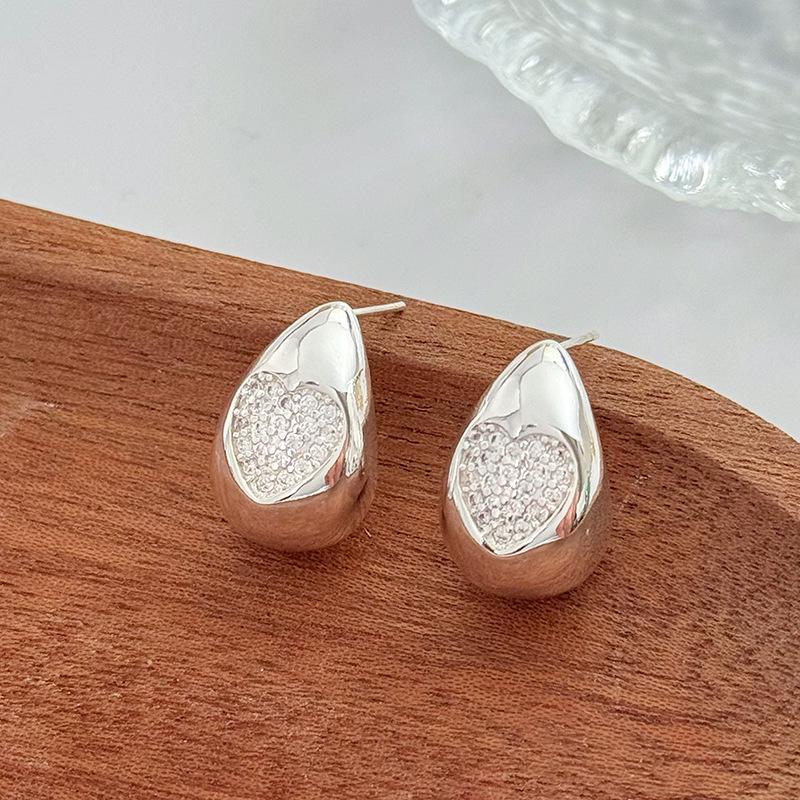 Luxury Teardrop Heart-Shaped Zircon Stud Earrings for Women - Advanced Niche Design