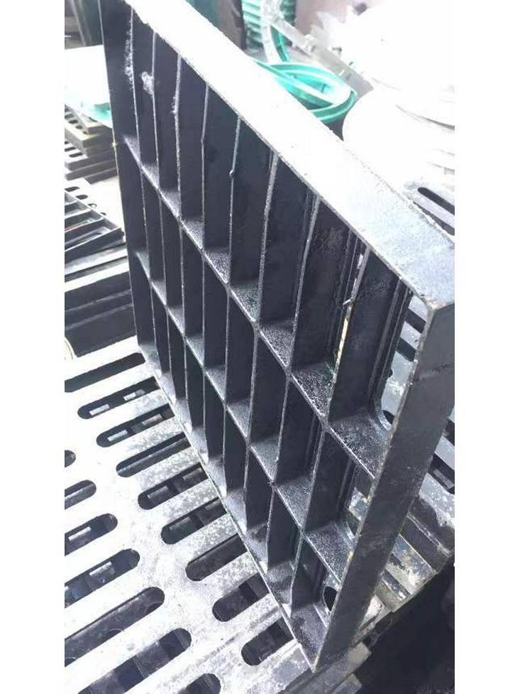 Heavy-Duty Ductile Iron Rain Grate for Garage Sewer Trench Drain, 500x500 Load Bearing