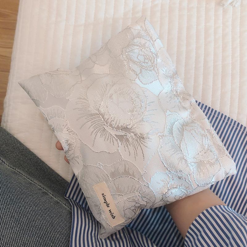 

456 Rose Flower Gold Silk Jacquard Makeup Bag Travel Toiletry Organizer Small Size Cosmetic Pouch Silver