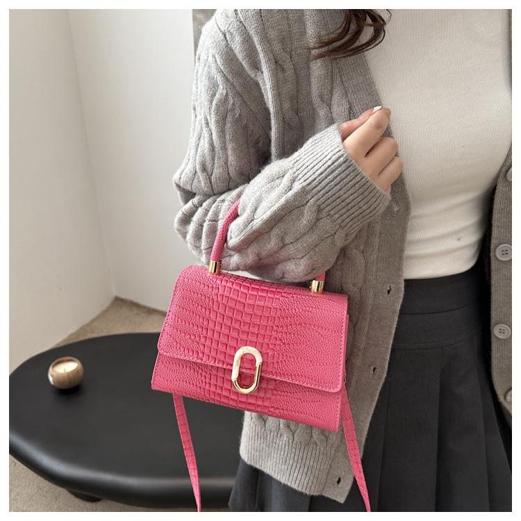 Women’s Crocodile Pattern Crossbody Shoulder Bag Fashion Textured Handbag Stylish Small Square Bag