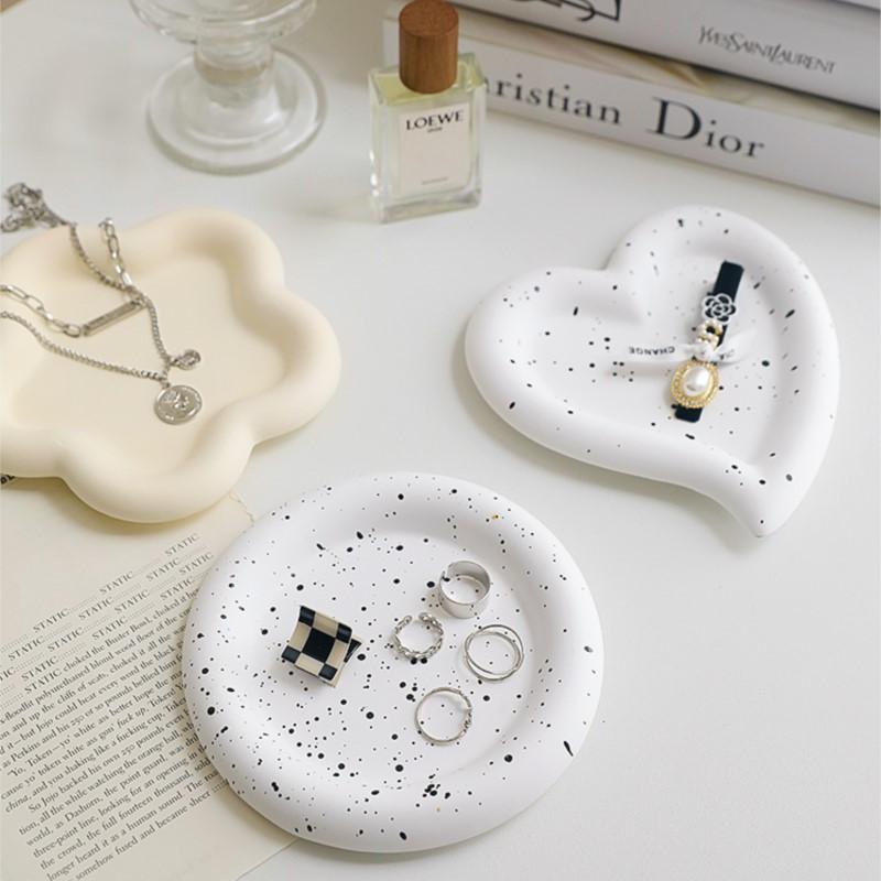Fashion Photo Props Simple Photography Background Popular Jewelry Earrings Bracelets Gift Shoot Accessories Heart-shaped Tray