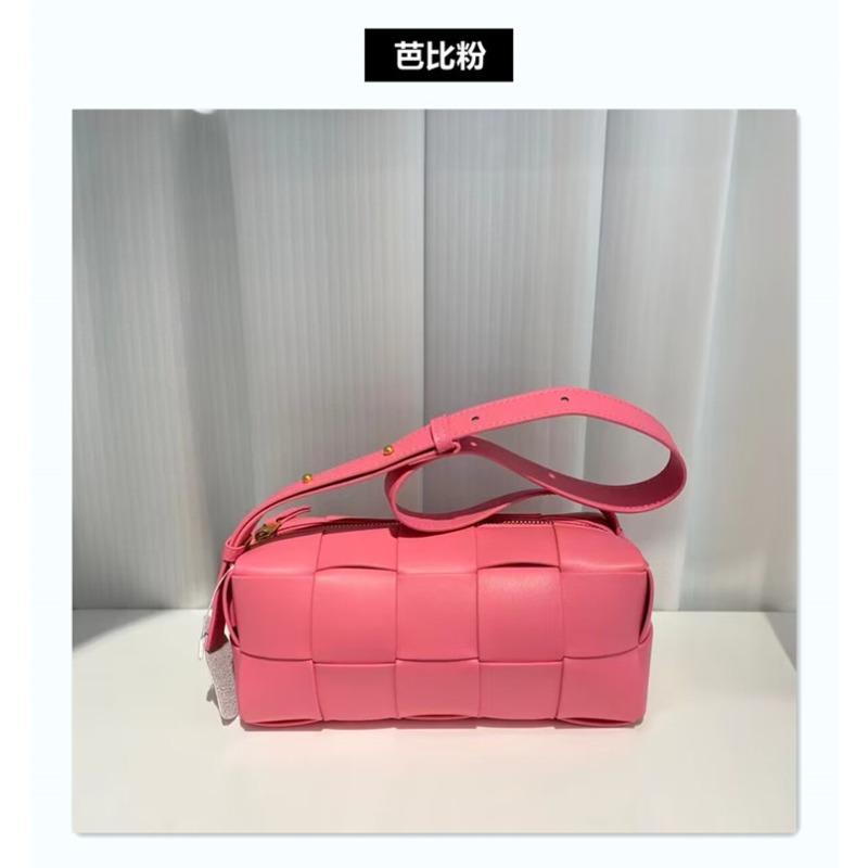 Leather Brick Woven Bag Women's Pink Versatile Shoulder Armpit Bag New High-end Portable Pillow Bag