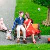 2pcs Miniature Fairy Garden Accessories Cute Kawaii Lovers Ornament Statue Figurines Home Garden Landscape Dollhouse Decoration
