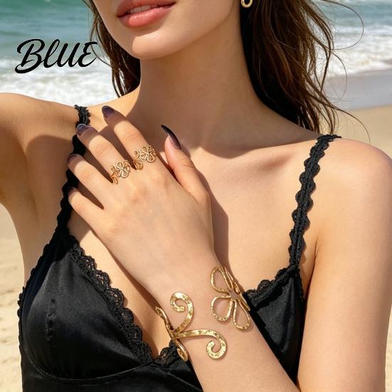 Fashionable Matching Set Bracelet Ring Set Open Adjustable Design Hollow