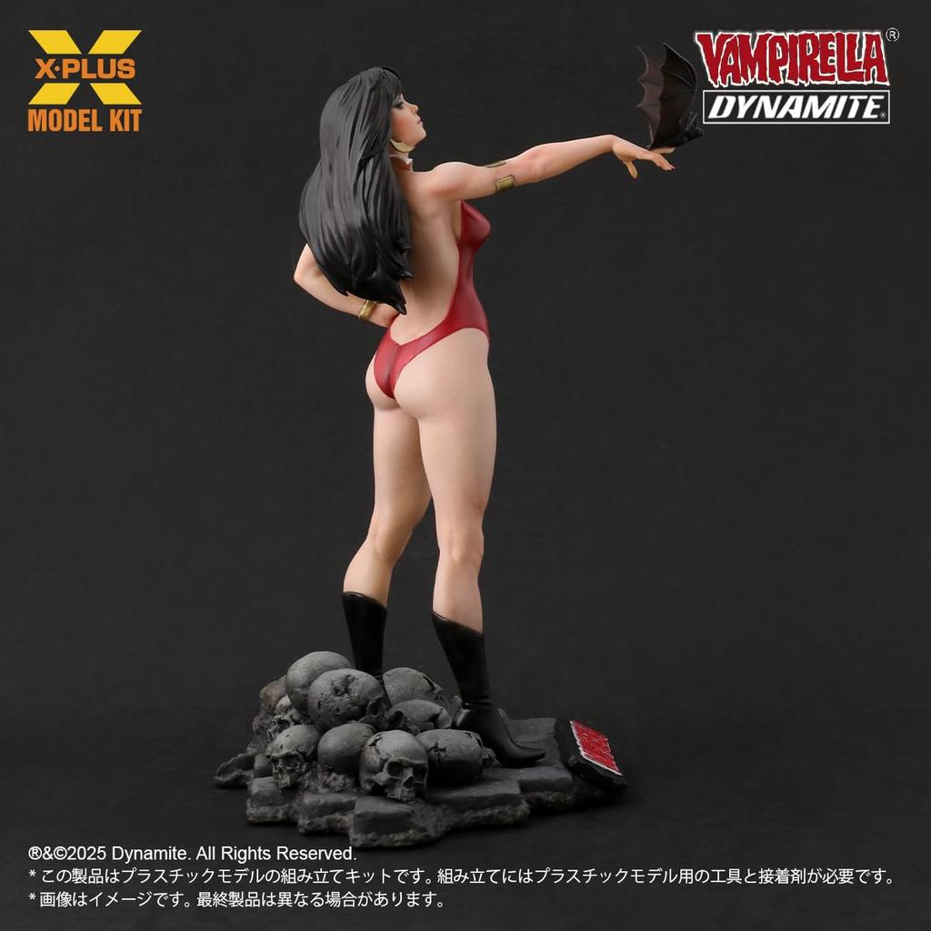 X PLUS Vampirella Jose Gonzalez Edition Scale Unpainted Plastic Model Kit 1/8