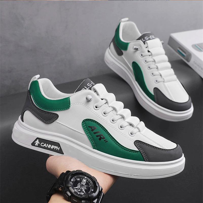 Frühlings- und Herbstschuhe für Herren Atmungsaktive Vielseitige Board-Schuhe Ein Pedal Einfacher Trend Studentenschuhe Freizeitschuhe Weiche Sohle Arbeitsschuhe