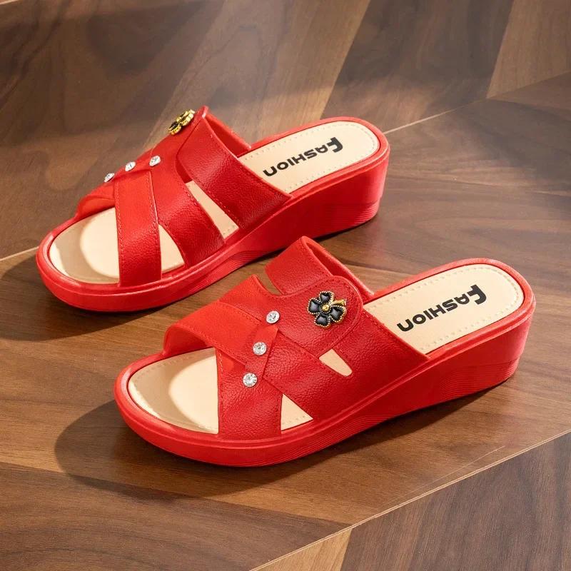 Fashion Women Shoes Summer Slippers Women Wear Outside Thick Sole Wedge Heels Fashion Slippers Soft Bottom Mother Shoes Zapatos De Mujer