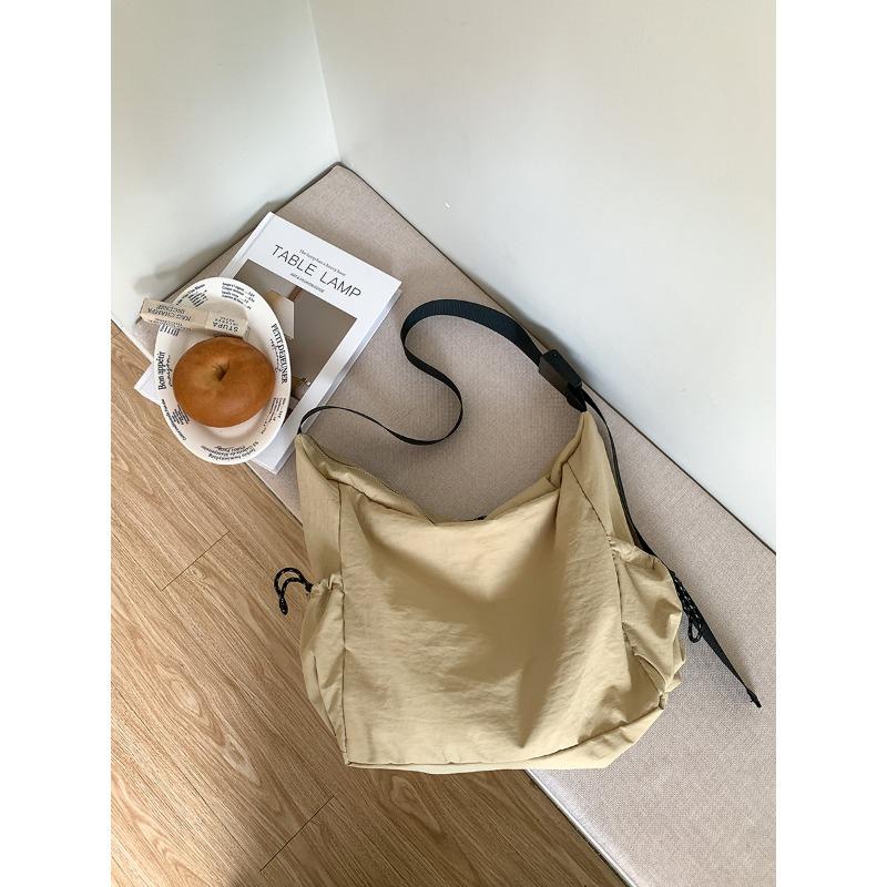 Crossbody Bag Women's Large-capacity Fashion Casual Nylon Dumpling Bag Women's Niche Zipper Versatile Student Shoulder Bag