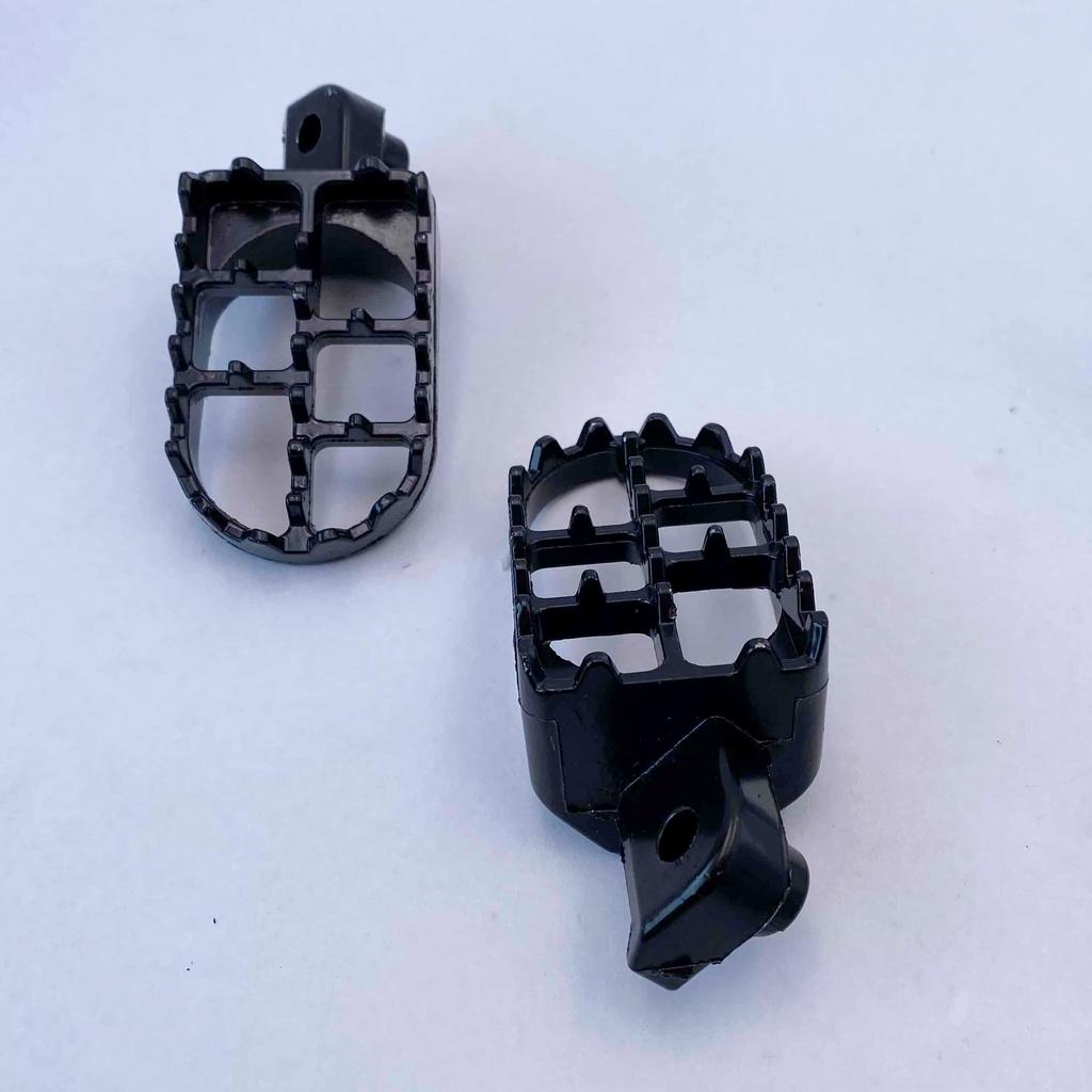 Lunali Motorcycle Aluminum Wide Step Racing Pegs Foot Pegs Left and Right Set Universal TTR90 PW50 PW80 TW200 TW225 (Black)