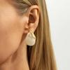 Salircon Nieuwe Elegante Melkwitte Acryl Stud Oorbellen Dames Mode Luxe Onregelmatig Piercing Oor Accessoire Bedel Sieraden
