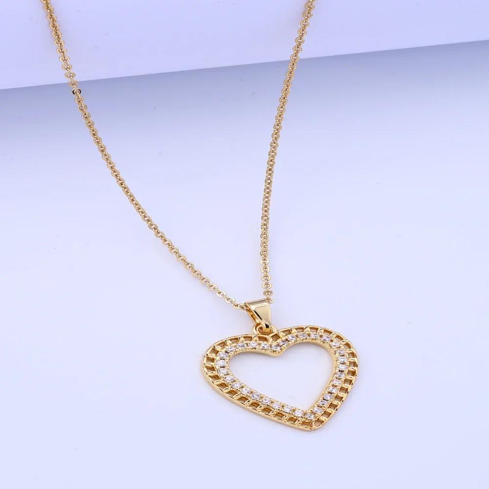 

Necklace for women, Japanese and Korean style, niche design, heart of love, peach pendant, simple necklace, collarbone chain, ti 45