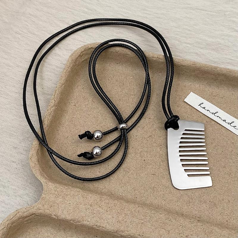 Lats Personality Temperament Comb Pendant Necklace For Women 2024 Trend New Delicate Fashion Jewelry