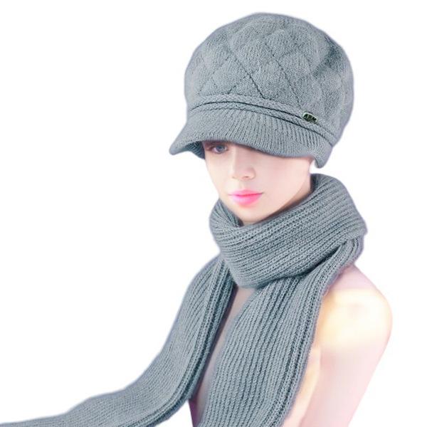 Warm Velvet Wool Beret for Middle-Aged & Elderly - Fashionable, Solid Color, Thick Knitted Winter Hat with Short Brim
