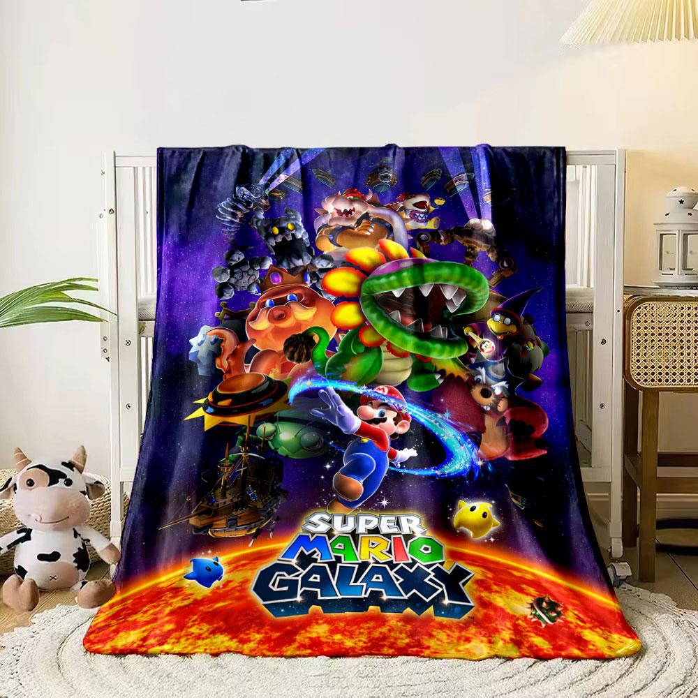 Bunte Charaktere und Elemente aus **Super Mario Galaxy** im Weltall. Decke für alle Jahreszeiten Mittagspause Überwurf Geschenk