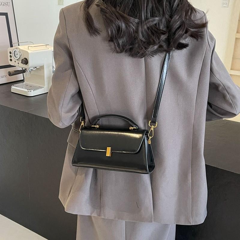 Retro High-end Underarm Envelope Bag Charming Women's Bag Street Style Pu Material