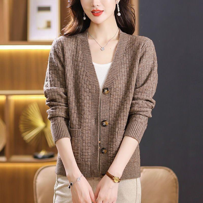 Women's Knitted Slimming Cardigan - Versatile, Stylish Short Outerwear for Autumn/Winter 2026