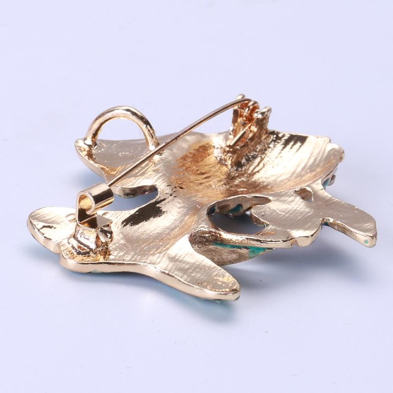 Clothing Accessories Women'S Japanese Personality Brooch Pendant Couple Tropical Fish Oil Drop Cartoon Brooch Collar