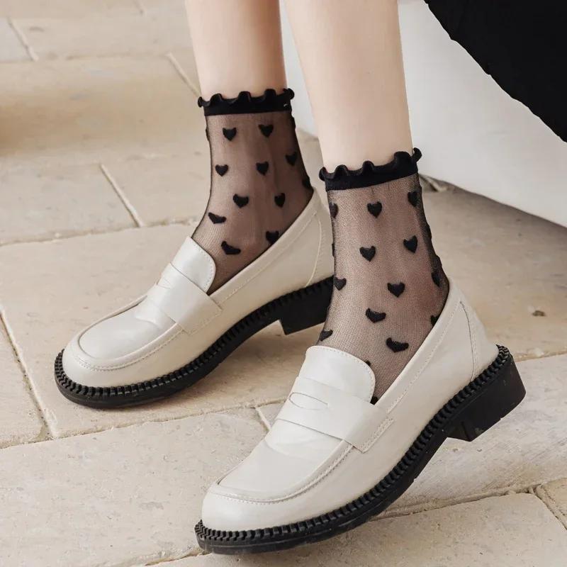 Lolita Invisible Socks Women Girls Summer Silk Lace Socks Crystal Silk Love Heart Ankle Socks Black White Transparent JK Sock