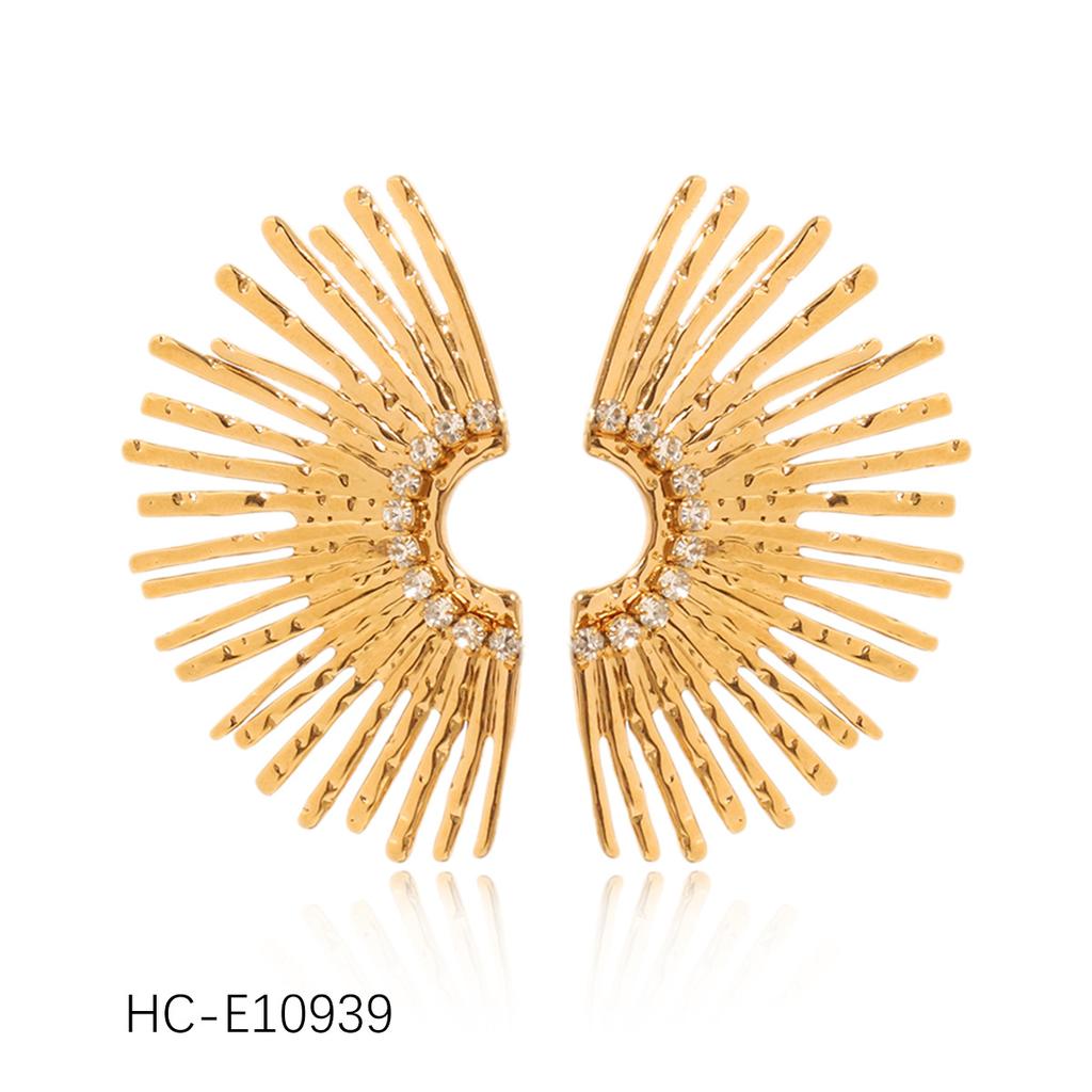 Two Tone Radiant Fan Earrings Hypoallergenic Titanium Steel Women's Light Luxury Small Earring Accessories