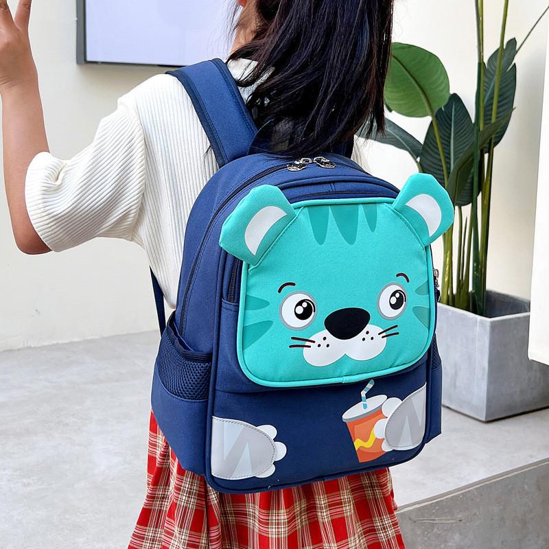 Trendy Modern Kids Backpack Breathable Nylon Large Capacity School Bag With Cartoon Print