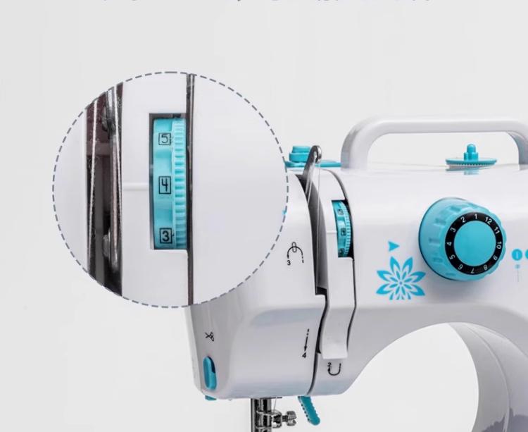 Compact Multifunctional Sewing Machine: Electric Overlock with Foot Pedal for Thick Fabrics and Garments