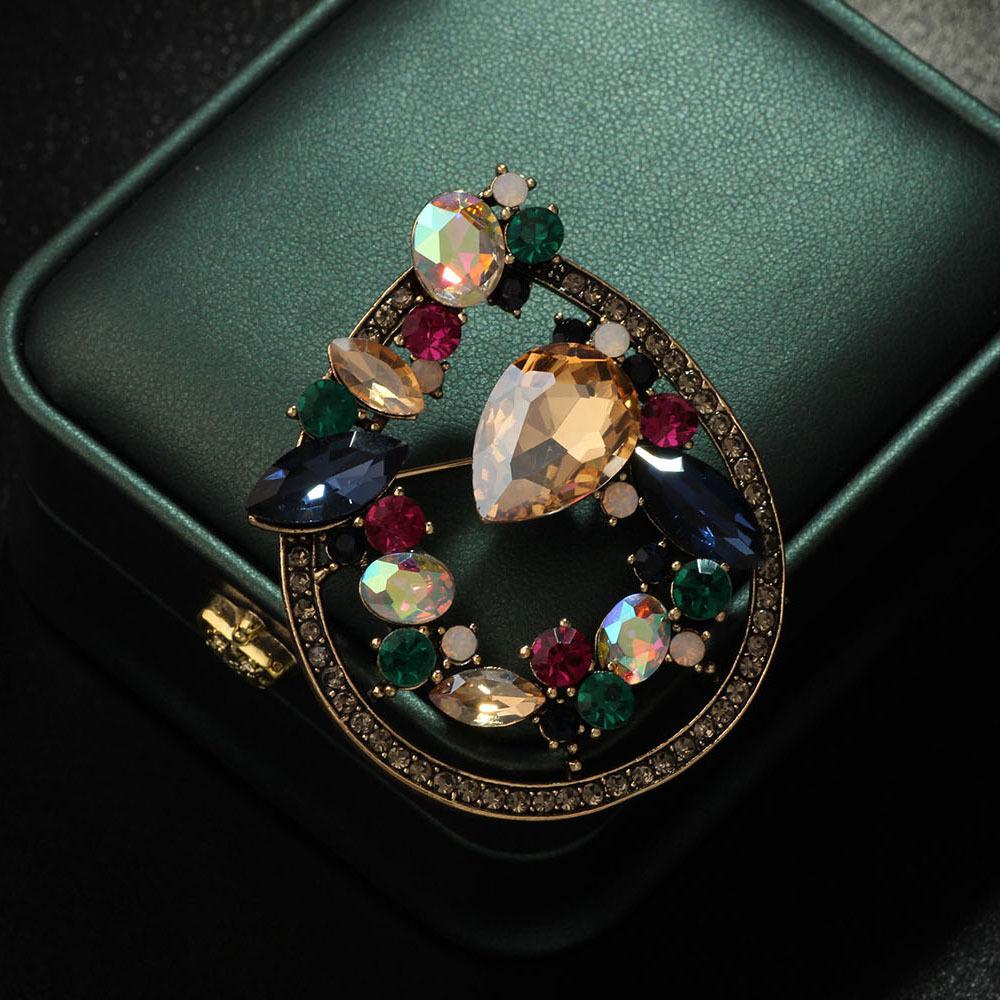 SKEDS Women Girls Luxury High-end Flower Crystal Brooches Pin Elegant Lady Classic Exquisite Rhinestone Shiny Decoration Badges